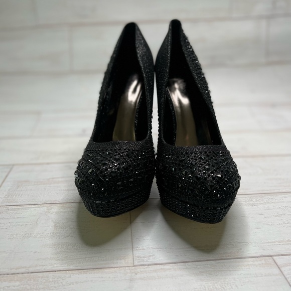 Black rhinestone size 11 heels new with box - Picture 11 of 14